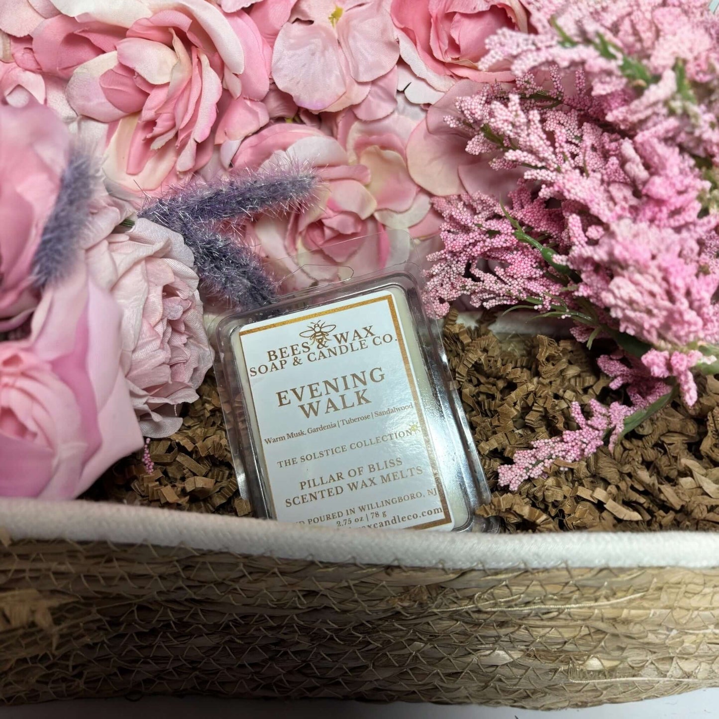 evening walk | 2.75 oz. wax melt | warm musk, gardenia, tuberose & sandalwood