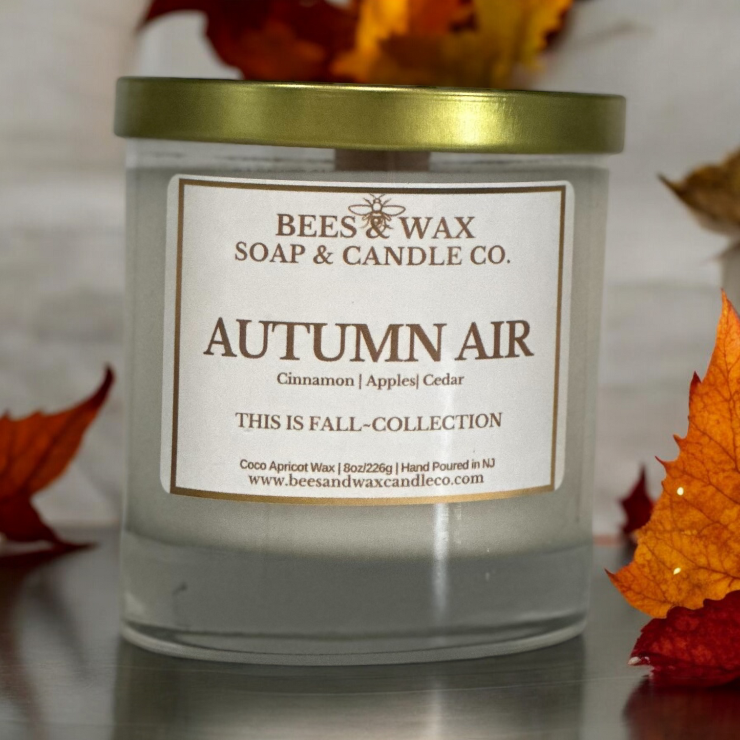 autumn air | 8 oz wooden wick | cinnamon, green leaves & cedar